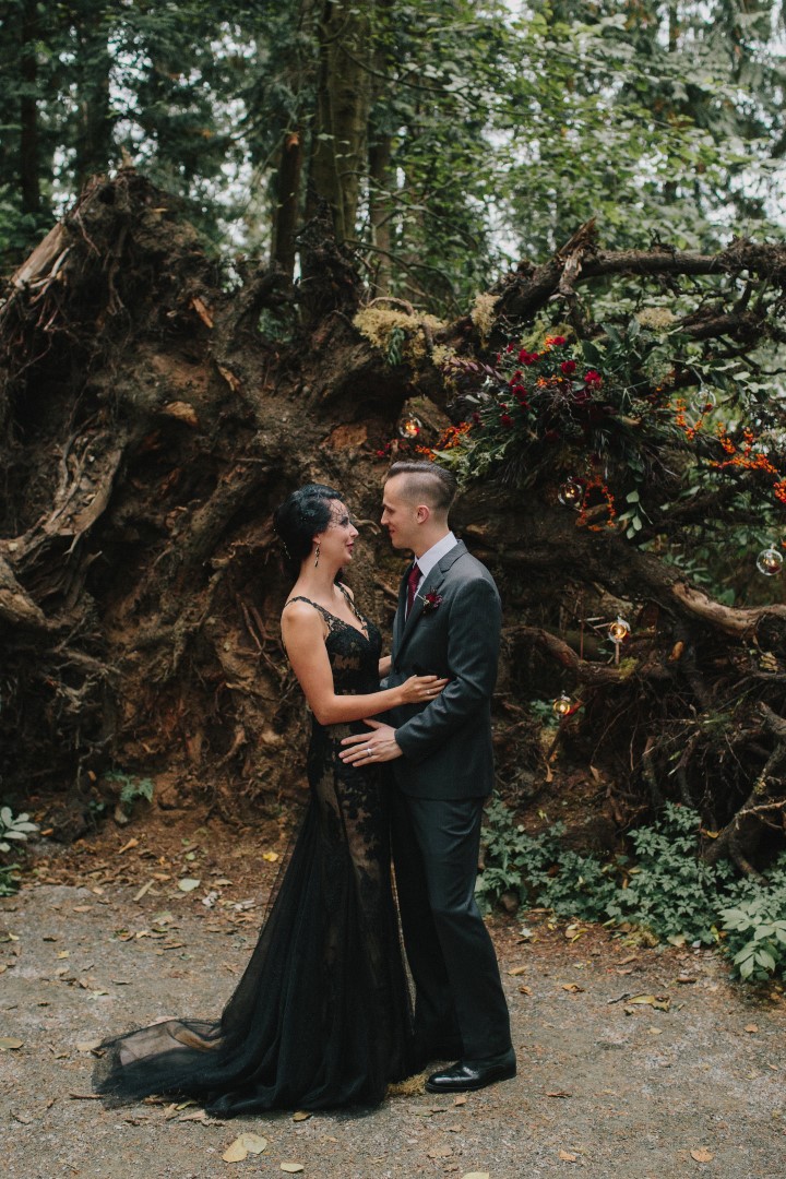 Bride and Groom Tree Roots Gothic Dark Elegance West Coast Weddings Magazine