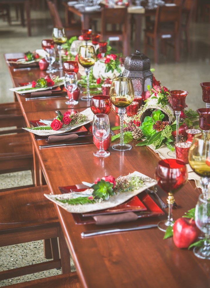 Jewel Tones on Modern Head Table Bracey Photography