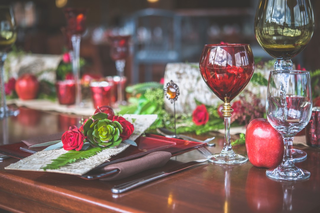 Burgandy Wine Glasses Jewel Tones Head Table Bracey Photography