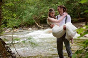 River Romance West Coast Weddings Magazine New Leaf Photography