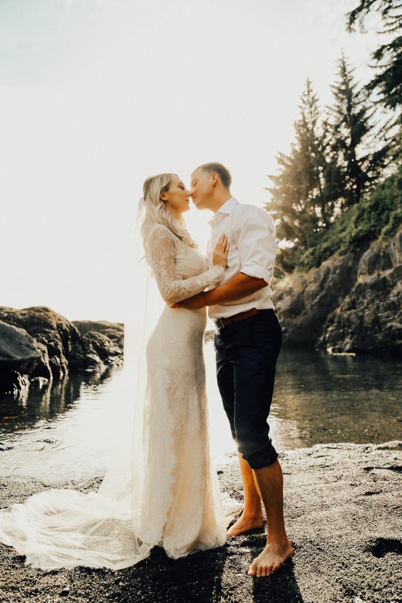 The After Wedding Session West Coast Weddings Magazine Vancouver Island