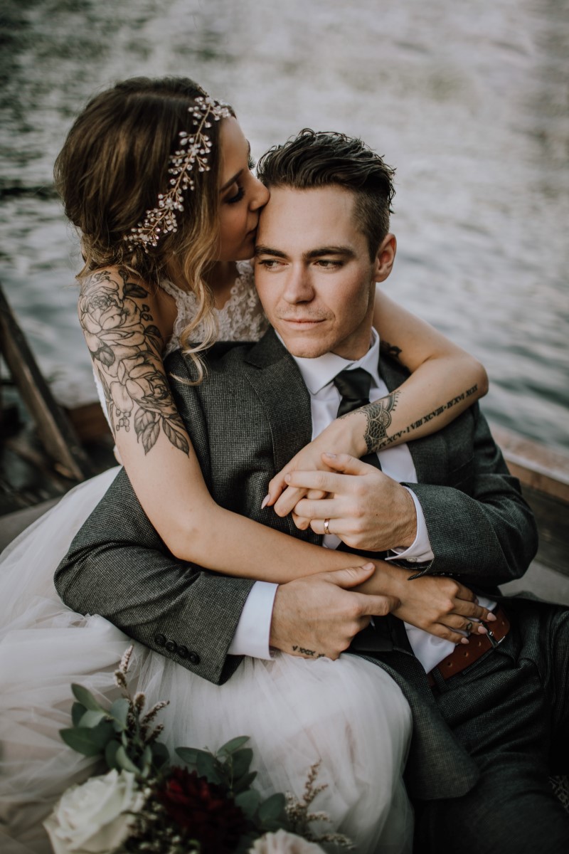 The Wedding of Taylor & Sheldon By The Lake West Coast Weddings Magazine Vancouver Island BC