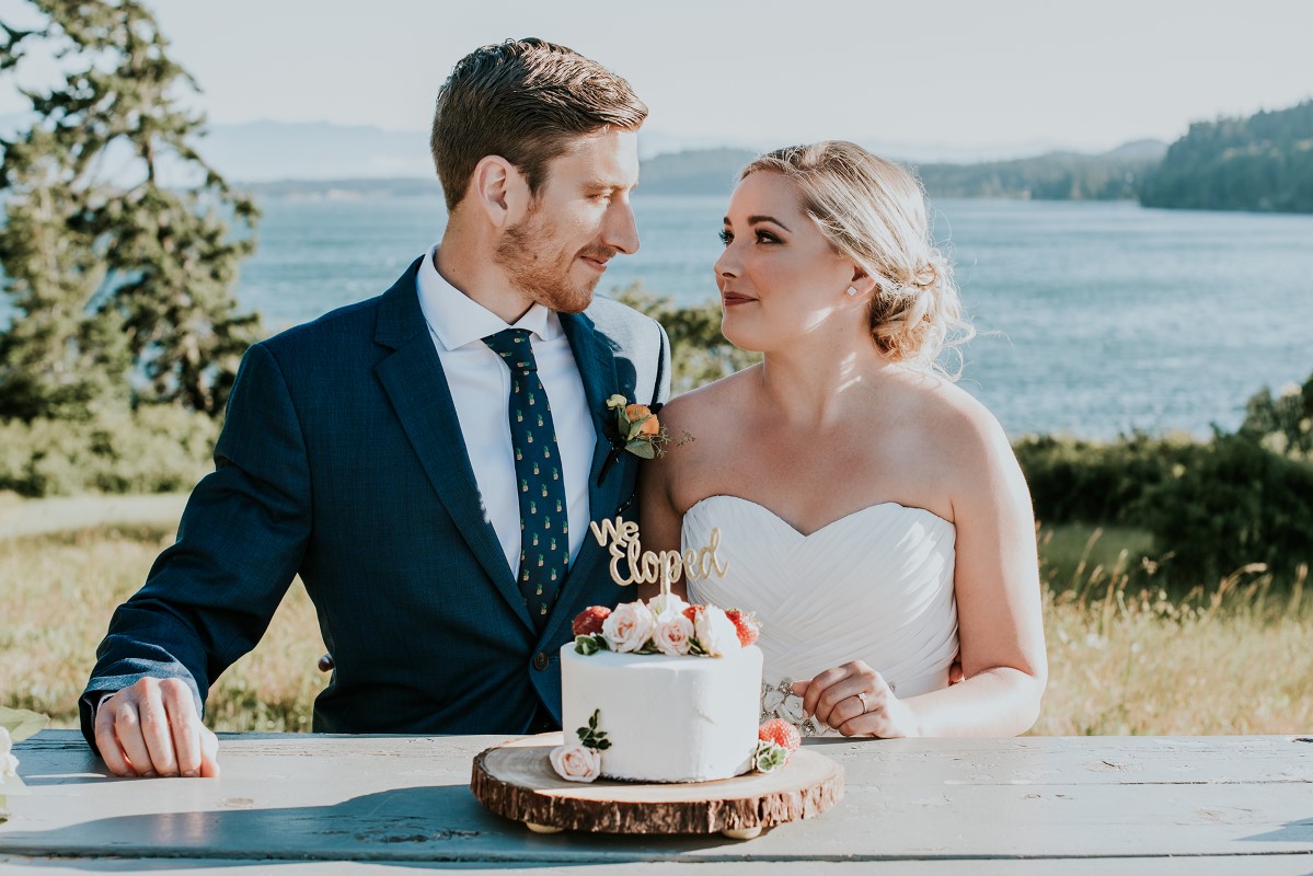 Seaside Elopement on Vancouver Island West Coast Weddings BC Wedding Magazine