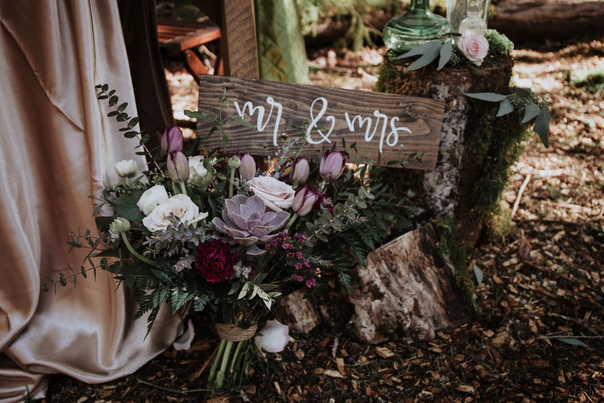 Sun Dappled Wedding sign by Ashleigh B calligraphy West Coast Weddings Magazine