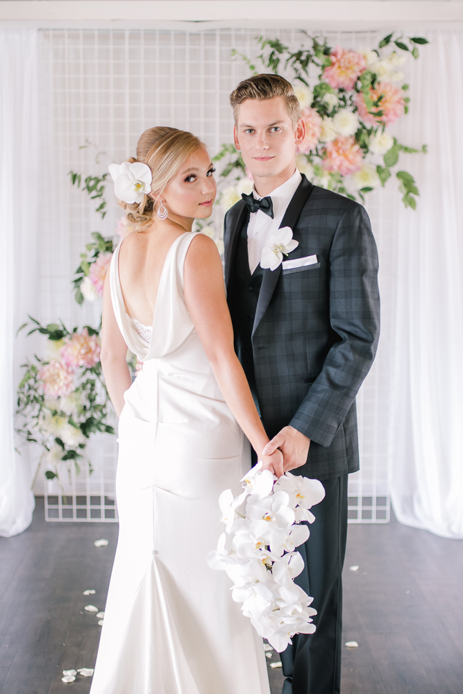 Fresh + Modern wedding couple by Angela Marie Photography