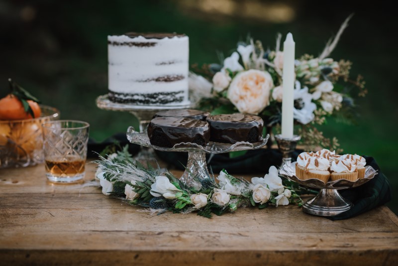 Romantic Blush and White Florals by Bespoke Blossoms and Cake by Cake by Taryn