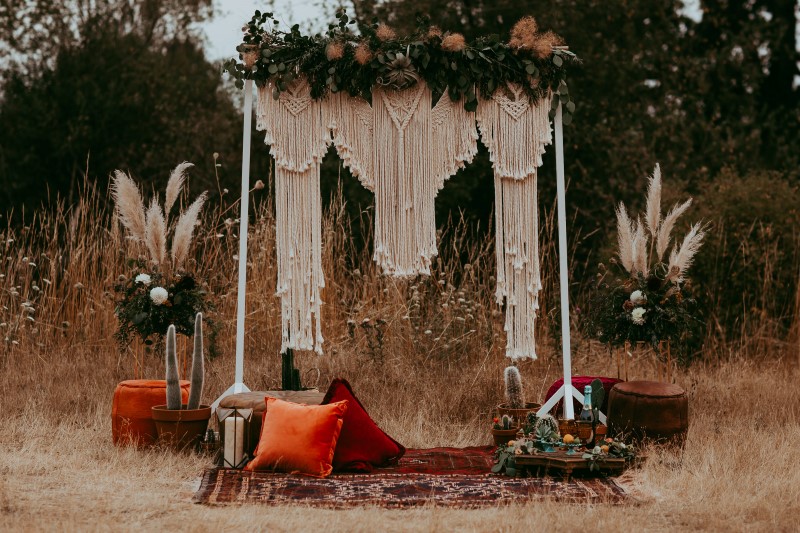 Stylish Southwest Wedding Backdrop by Art & Soul Creative