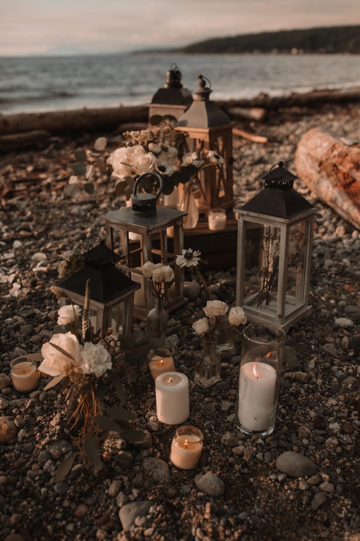 Lanterns and candles for beach ceremony by Jennifer Piicard Photography