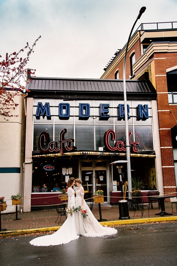 Brides pose in Nanaimo downtown