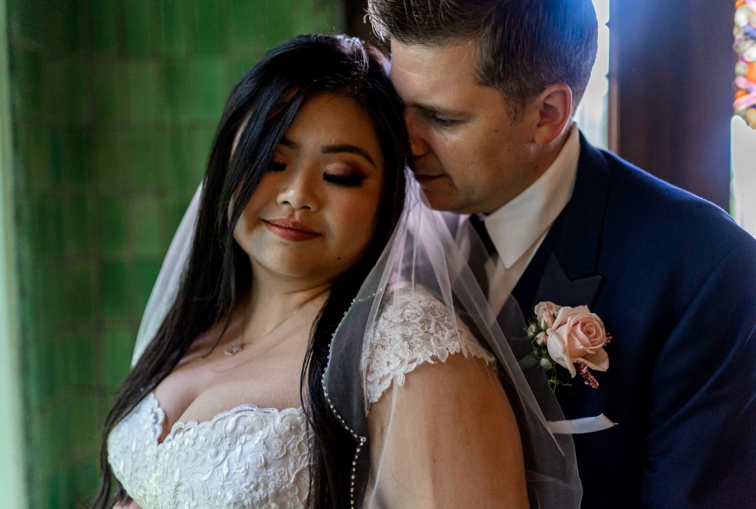 Hycroft Manor Wedding couple intimate photo by Justin Kho Photography